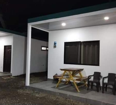 Bari Campings Resort Puerto Viejo de Talamanca Exterior foto